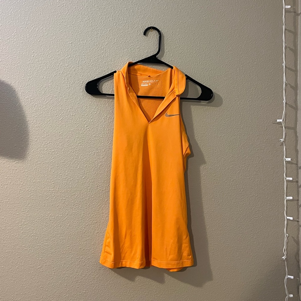 Nike golf tank